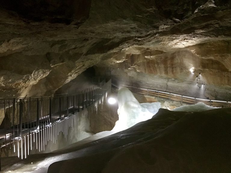 Dachstein Salzkammergut Eishöhle